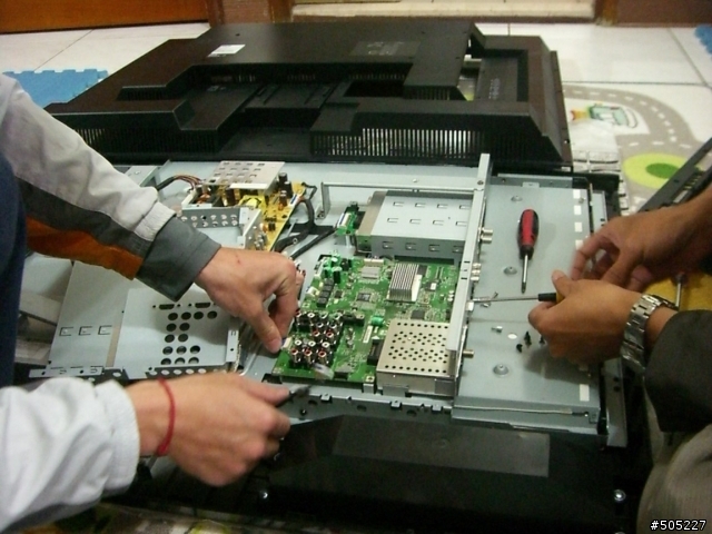 開膛剖腹BenQ SH3741
