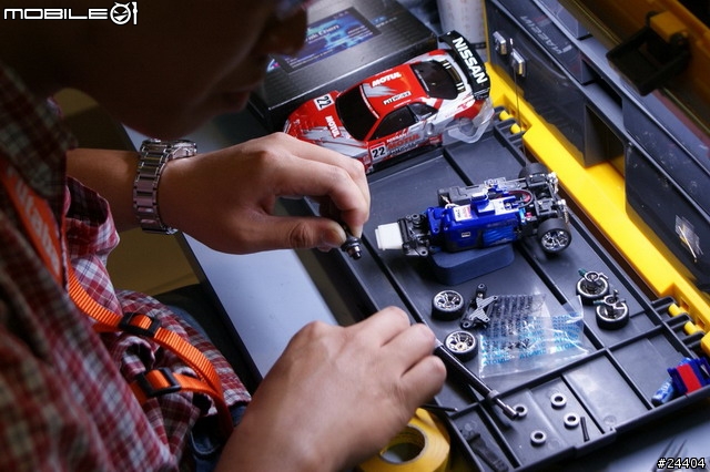 [分享] KYOSHO MINI-Z 車場、甩尾改裝車