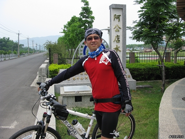 業務員的雙腳+2輪鐵馬+20km/h的視野=108km的旅程