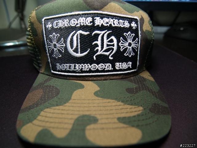 [開箱分享]Chrome Hearts 迷彩卡車帽~~