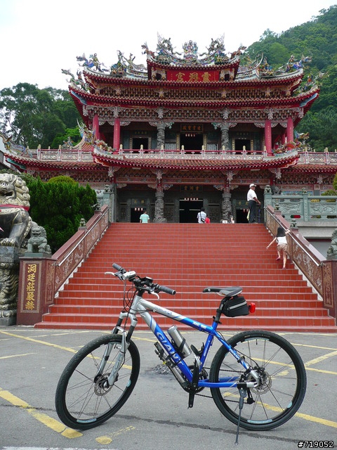 苗栗南庄向天湖仙山單日百里行