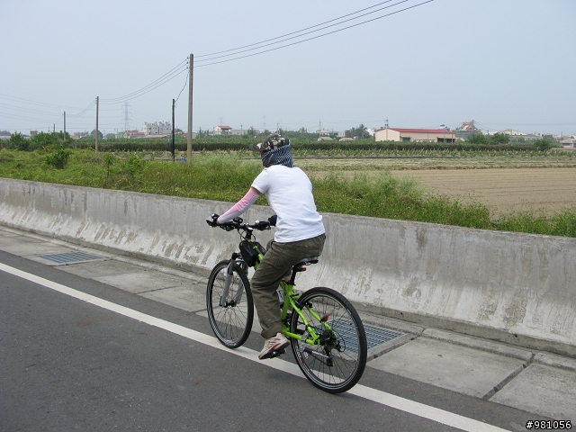 業務員的雙腳+2輪鐵馬+20km/h的視野=108km的旅程