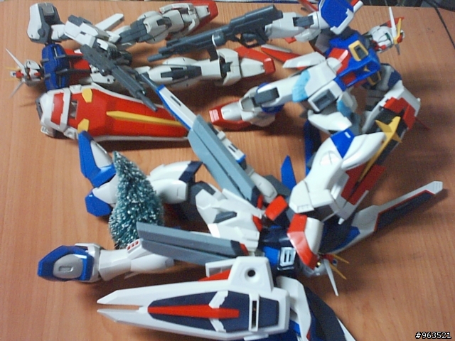 粗糙的GUNDAM SEED 模型照~~