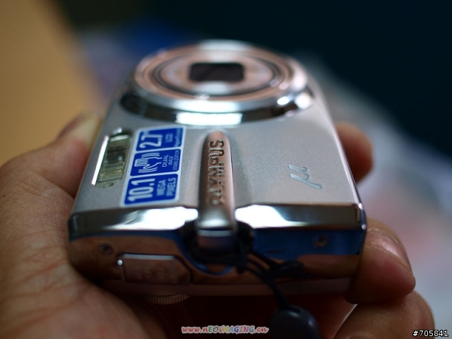 OLYMPUS E420+EM25F2.8，千辛萬苦入手開箱文