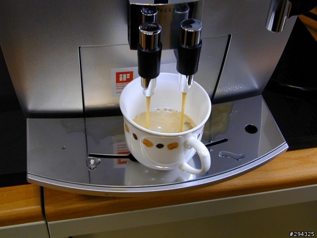 [開箱] 全自動咖啡機 JURA J5