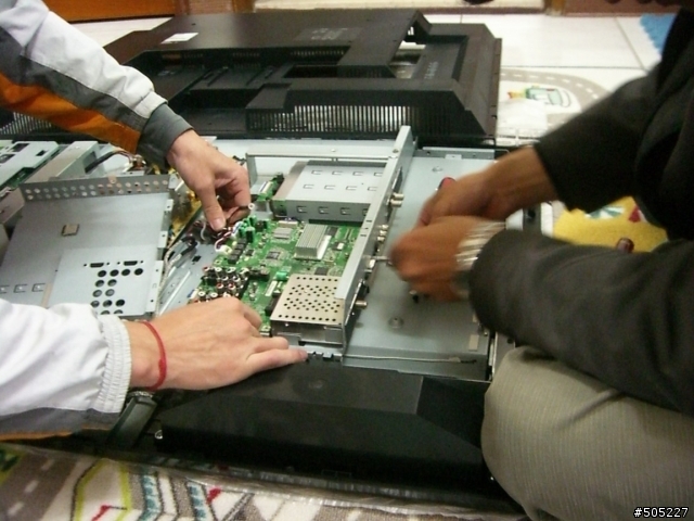 開膛剖腹BenQ SH3741