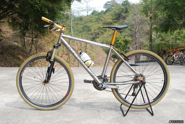 [分享]Litespeed TANASI鈦合金登山車