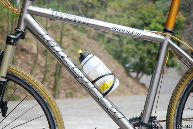 [分享]Litespeed TANASI鈦合金登山車