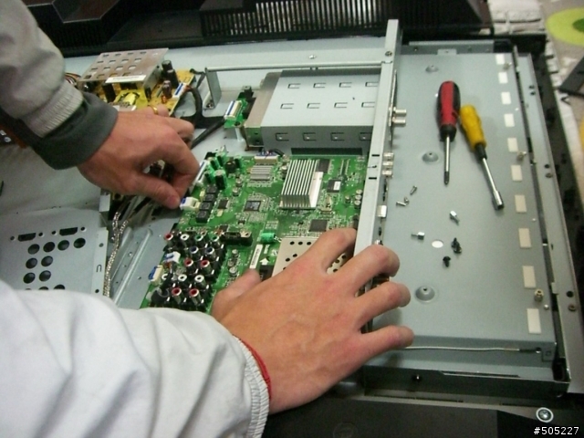 開膛剖腹BenQ SH3741