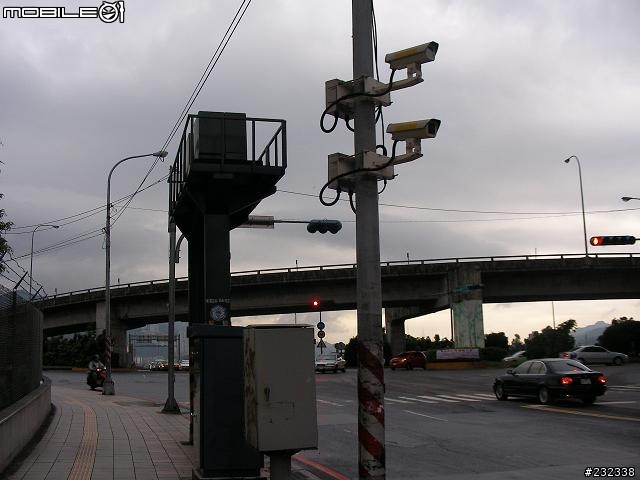 新店中央路與環河路(路口)新增數位違規取締攝影機