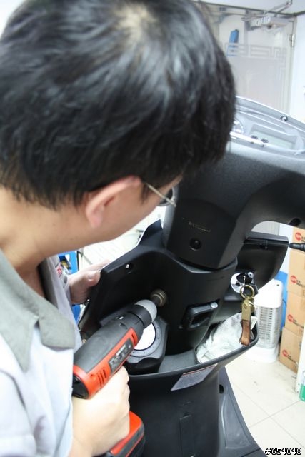 ［分享］GSR小藍鯨上車充與GPS車架（1F有版友相關連結）