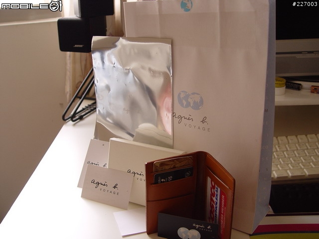 [開袋文]今年女王送的生日禮物 "阿尼阿斯貝"名片夾~~低調分享