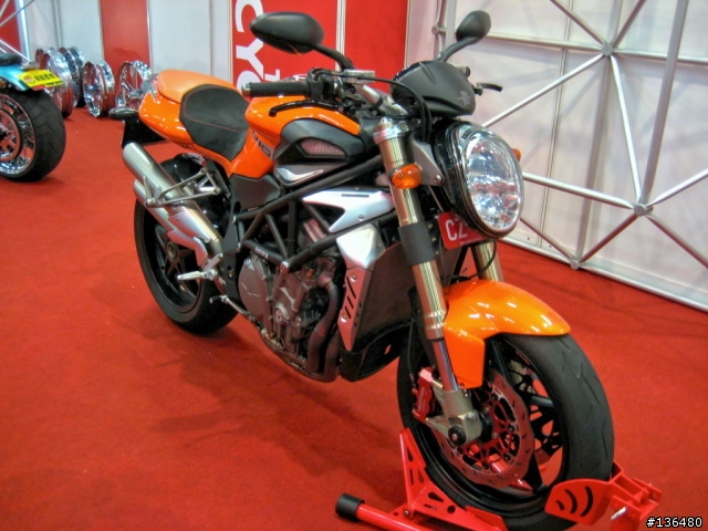 [分享]2008世貿機車展!!(小心~近百張圖)