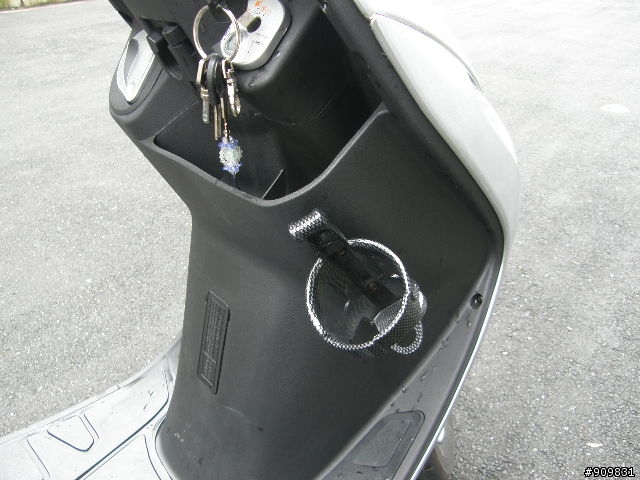[分享] 低調高手125R~