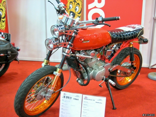 [分享]2008世貿機車展!!(小心~近百張圖)