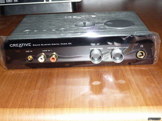 [開箱報告]方便又實用的外接式音效盒 Creative USB Sound Blaster Digital Music SX