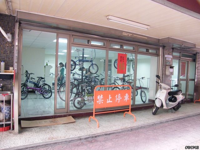 [開箱分享]平價3K小折20"日本SHIMANO 6段變速折疊車FLAT