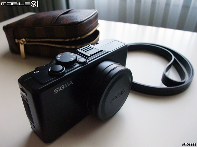 給Sigma DP-1找個家 - 小包包勸敗 + 6/12 update 手挽帶