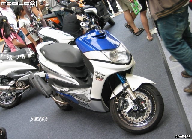 YAMAHA巡迴機車展