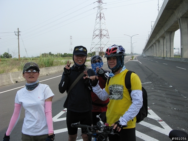 業務員的雙腳+2輪鐵馬+20km/h的視野=108km的旅程