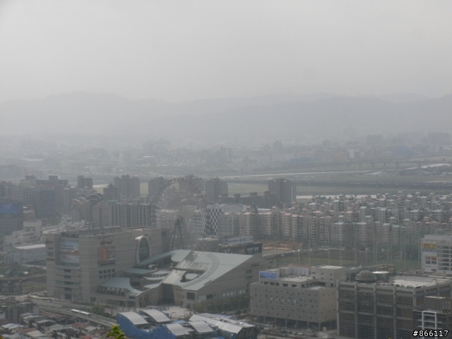 【路線分享】外双溪→大直 的劍南路上一處可眺望整個台北市區的絕佳地點