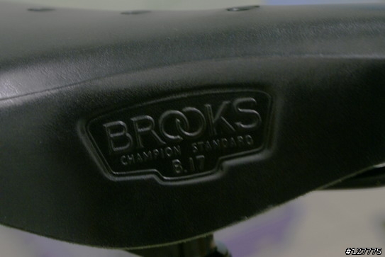 [意外]我明明只是去問問......(驚見BROOKS!!)