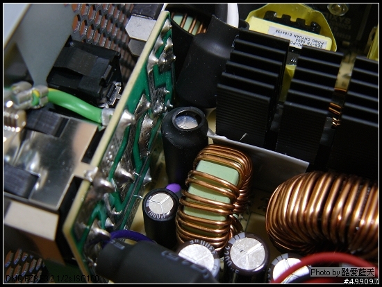 [測試]Enermax 保銳 魔族525w 模組化電源供應器 重裝上陣!
