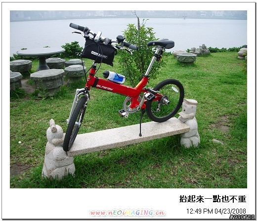 八里左岸淡水行(小紅+攜車袋+台北捷運)