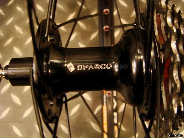 〔開箱文〕20吋小徑車輪組的另一選擇：司百客Sparco v20