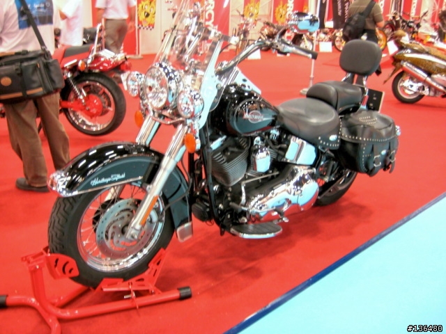[分享]2008世貿機車展!!(小心~近百張圖)