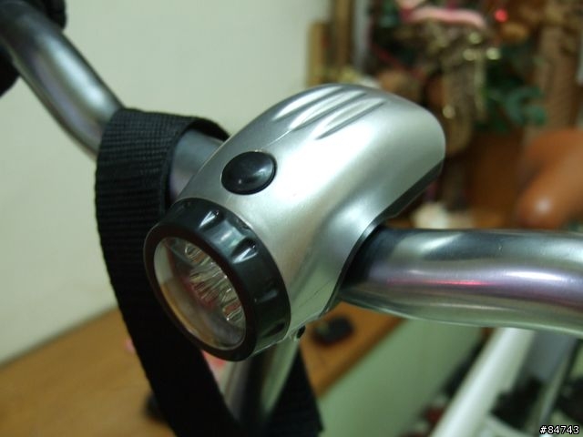 [開箱分享]平價3K小折20"日本SHIMANO 6段變速折疊車FLAT