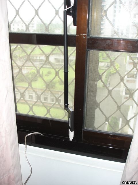[教學]-如何利用多餘的電腦架設堪用路由器(圖多)