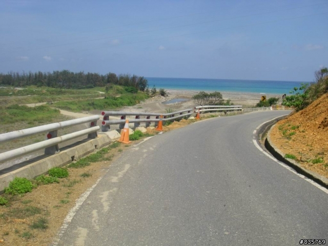 台灣海岸的最後一片淨土-阿塱壹古道(一段車騎人多於人騎車的路線)