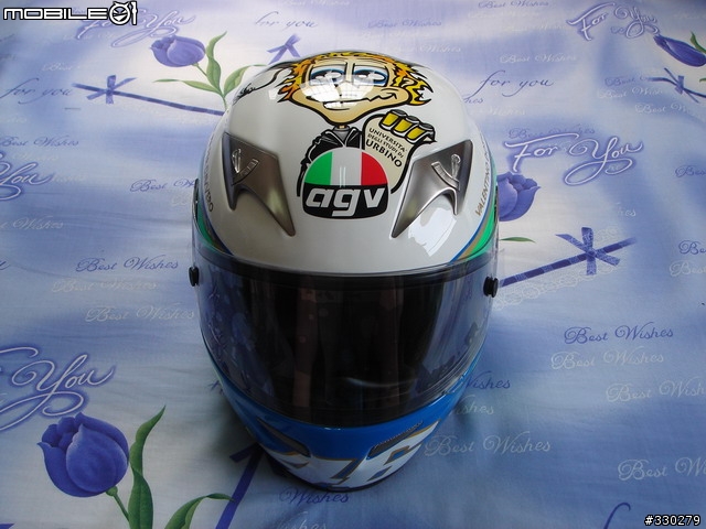 [分享]給女友最好的-AGV TI-TECH IL LAUREATO博士帽(4/28更新)