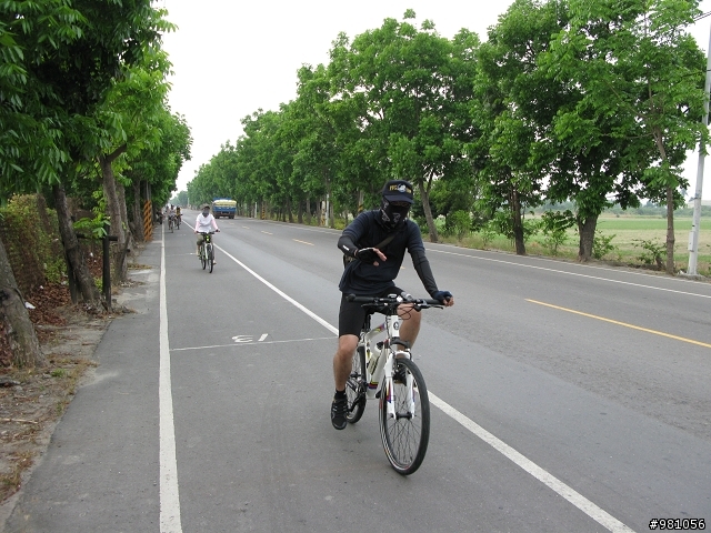 業務員的雙腳+2輪鐵馬+20km/h的視野=108km的旅程