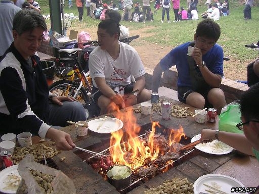 [遊記]4/13(日)四方牧場烤肉＋崎頂子母隧道