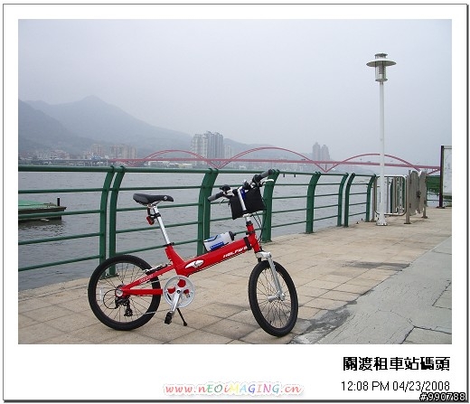 八里左岸淡水行(小紅+攜車袋+台北捷運)