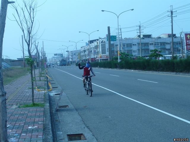 業務員的雙腳+2輪鐵馬+20km/h的視野=108km的旅程