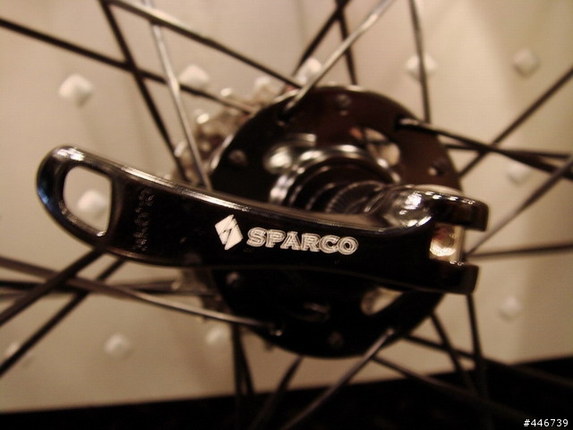 〔開箱文〕20吋小徑車輪組的另一選擇：司百客Sparco v20