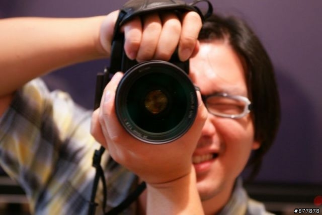 [無聊沒事分享圖 Canon EF 24-70 1:2.8 L USM] 因被批主題不明 所以改主題了 抱歉喔