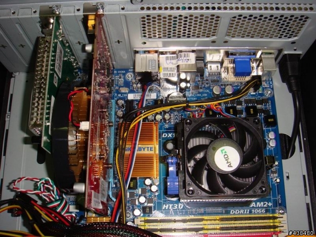 我的第一台HTPC、大家族的歡樂泉源～
