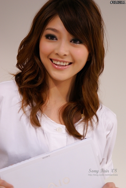 [開箱文]Sony 70-200mm F2.8G SSM (4/13補上 Sony Fair '08 人像照)