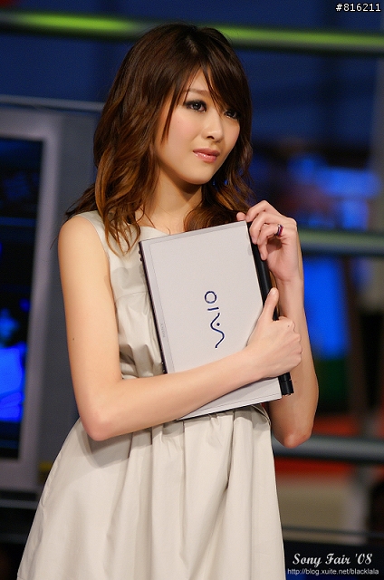 [開箱文]Sony 70-200mm F2.8G SSM (4/13補上 Sony Fair '08 人像照)