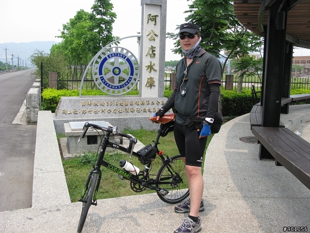 業務員的雙腳+2輪鐵馬+20km/h的視野=108km的旅程