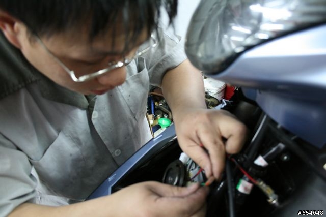 ［分享］GSR小藍鯨上車充與GPS車架（1F有版友相關連結）