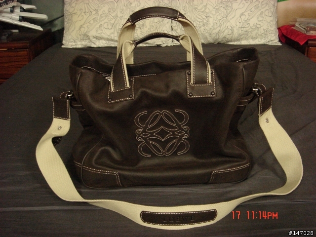 [開箱分享]LOEWE棕色小牛皮購物袋(補上實背圖)!!!