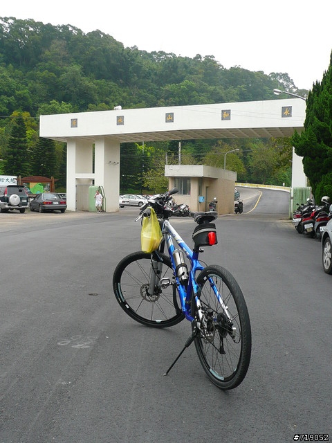 苗栗南庄向天湖仙山單日百里行