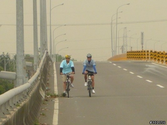 6隻肉腳的最初試煉-高屏102km