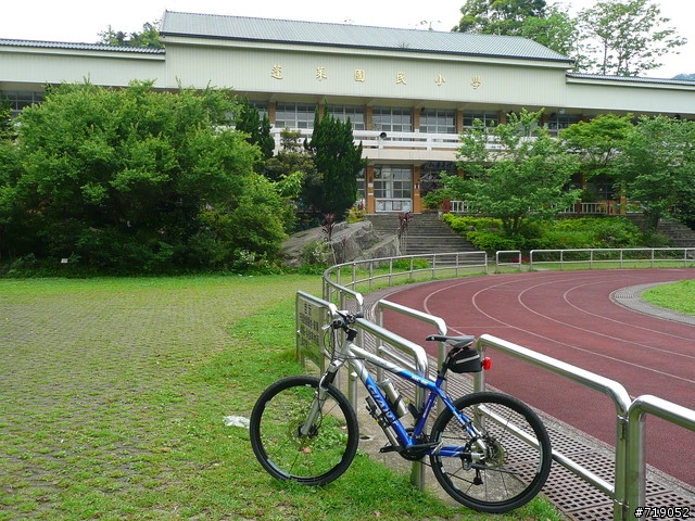 苗栗南庄向天湖仙山單日百里行