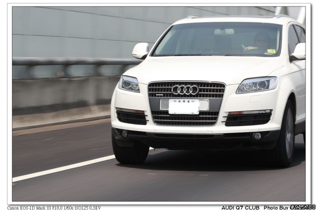 [貼圖] AUDI Q7 的照片 今天工作所拍  補成10張了